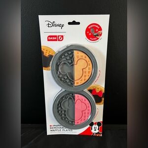 Disney Dash 2pk Mickey & Minnie Removable Plate MultiMaker Mini Maker System